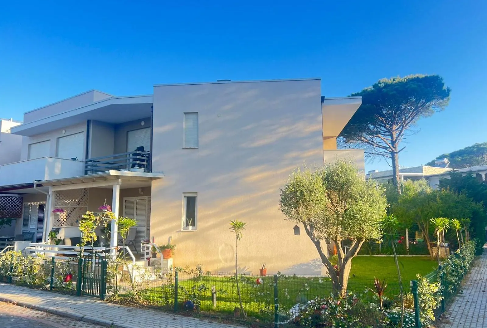 펜션 Deja Blue Beach House Bay Of Lalzi Durres Gjiri Lalzit